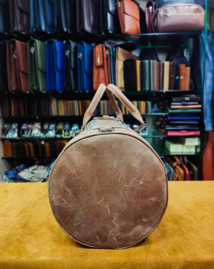 AXIVON Artisan Barrel Leather Duffel - Distressed Camel
