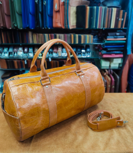 AXIVON Artisan Crazy Horse Leather Duffel - Honey Tan