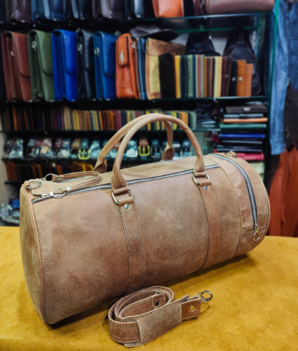 AXIVON Artisan Barrel Leather Duffel - Distressed Camel