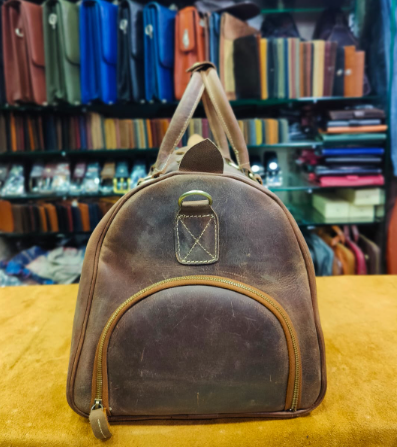 AXIVON Artisan Pull-Up Leather Weekender Duffel - Distressed Tobacco