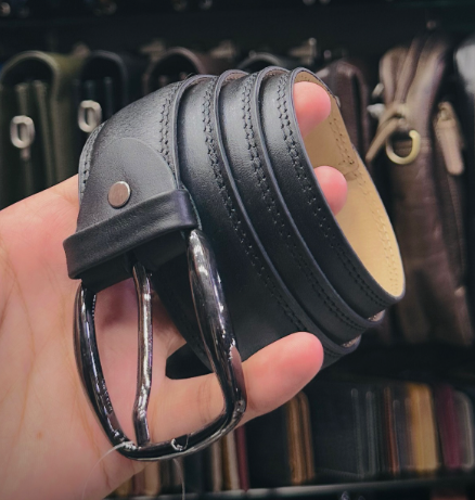 AXIVON Artisan Hand-Stitched Full-Grain Leather Belt
