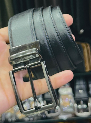 AXIVON Artisan Hand-Stitched Full-Grain Leather Belt
